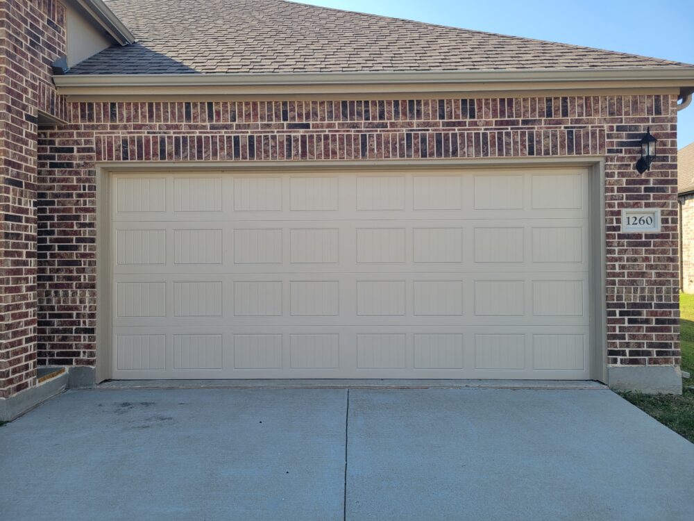 Garage Door Openers: Smart Technology for Convenience and Security